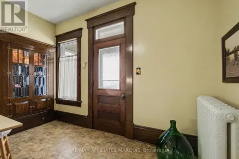 70 Maple Avenue Smiths Falls ON K7A 2A7