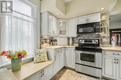 70 Maple Avenue Smiths Falls ON K7A 2A7