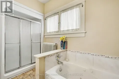 70 Maple Avenue Smiths Falls ON K7A 2A7