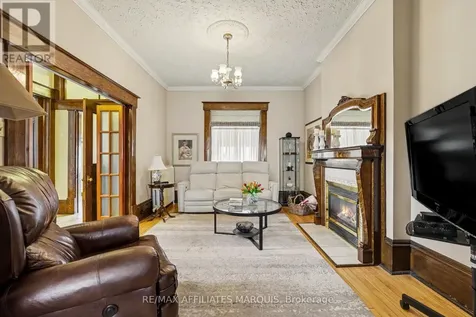 70 Maple Avenue Smiths Falls ON K7A 2A7