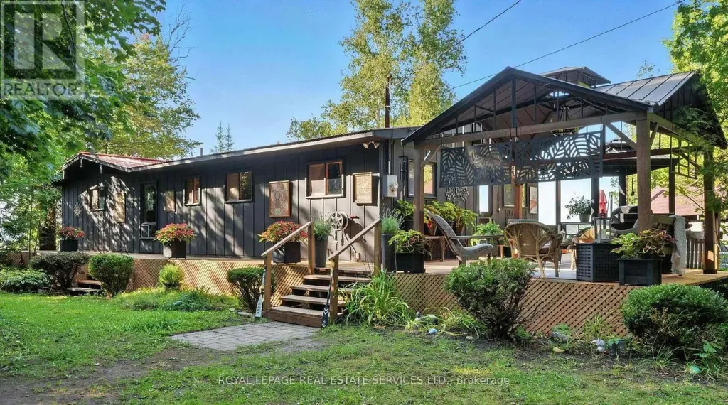 2278 Shore Road Richards Landing ON P0R 1J0