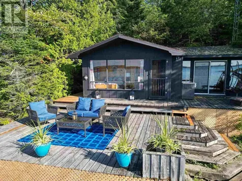 2278 Shore Road Richards Landing ON P0R 1J0