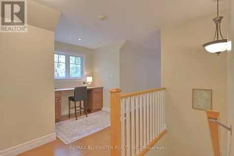 6436 Robert Avenue Lambton Shores ON N0N 1J2