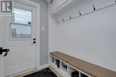 1899 Rosewind Court Ottawa ON K1C 7E3