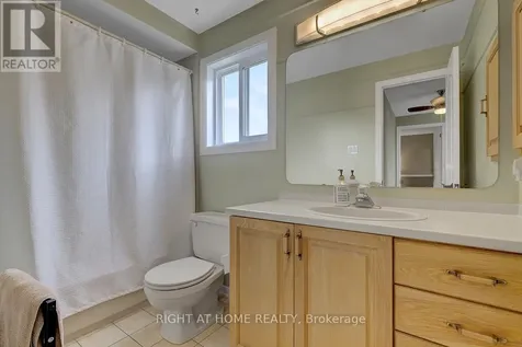 1899 Rosewind Court Ottawa ON K1C 7E3
