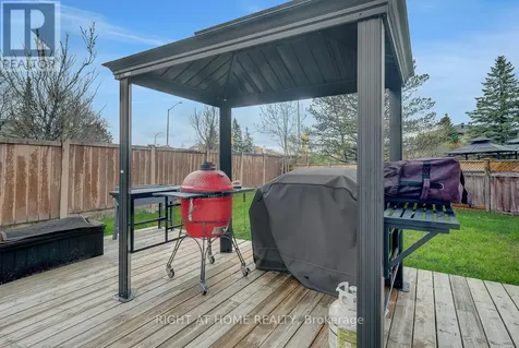 1899 Rosewind Court Ottawa ON K1C 7E3