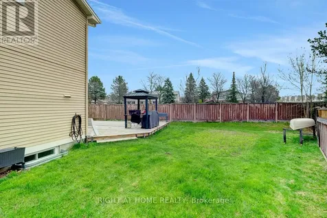 1899 Rosewind Court Ottawa ON K1C 7E3