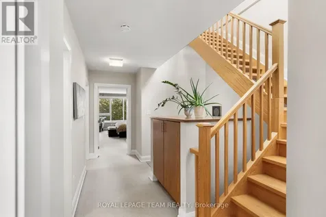 649 Churchill Avenue North Ottawa ON K1Z 5G2