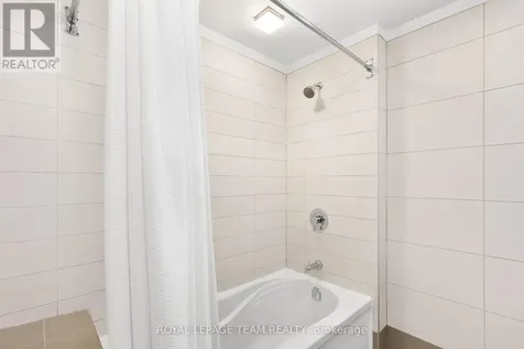 649 Churchill Avenue North Ottawa ON K1Z 5G2