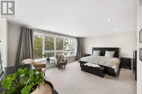 649 Churchill Avenue North Ottawa ON K1Z 5G2