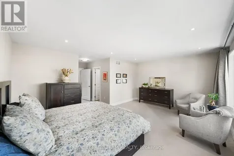 649 Churchill Avenue North Ottawa ON K1Z 5G2