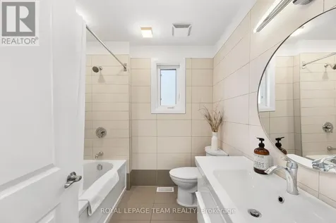 649 Churchill Avenue North Ottawa ON K1Z 5G2