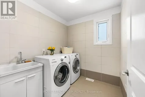 649 Churchill Avenue North Ottawa ON K1Z 5G2