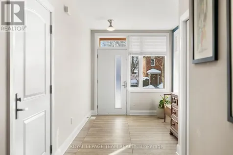 649 Churchill Avenue North Ottawa ON K1Z 5G2