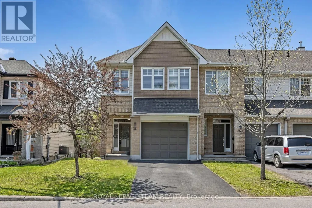 248 Meadowlilly Road Ottawa ON K1T 0H4