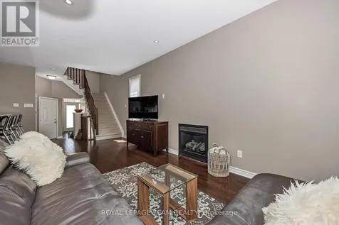 248 Meadowlilly Road Ottawa ON K1T 0H4