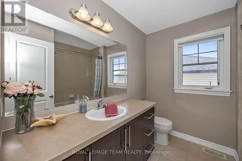 248 Meadowlilly Road Ottawa ON K1T 0H4
