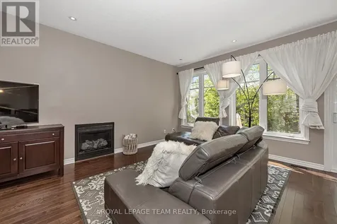 248 Meadowlilly Road Ottawa ON K1T 0H4