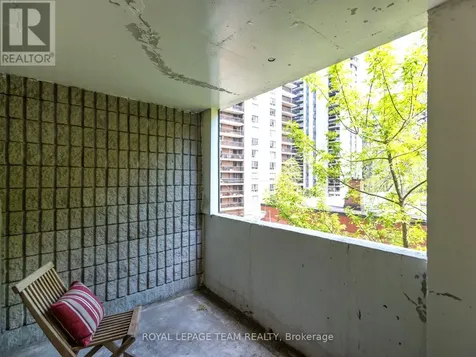 200 Bay Street Ottawa ON K1R 7W8