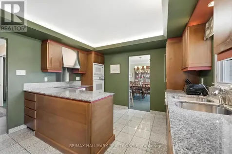 68 Corkstown Road Ottawa ON K2H 5B5