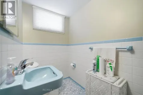 68 Corkstown Road Ottawa ON K2H 5B5