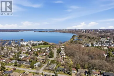 68 Corkstown Road Ottawa ON K2H 5B5