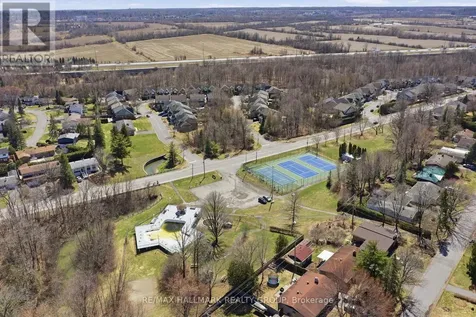 68 Corkstown Road Ottawa ON K2H 5B5
