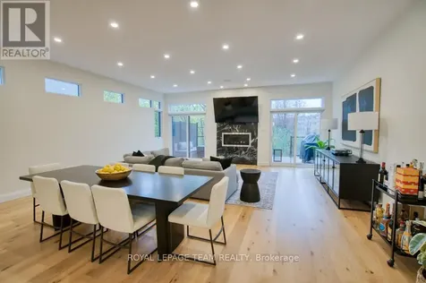 49 Aylen Avenue Ottawa ON K2A 3P7