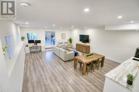 49 Aylen Avenue Ottawa ON K2A 3P7