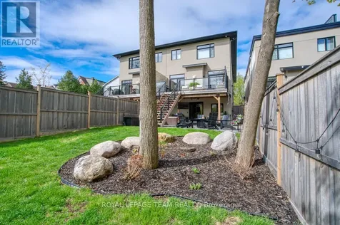 49 Aylen Avenue Ottawa ON K2A 3P7