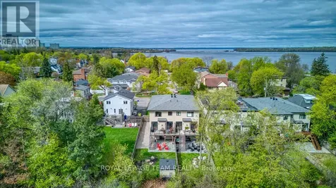 49 Aylen Avenue Ottawa ON K2A 3P7