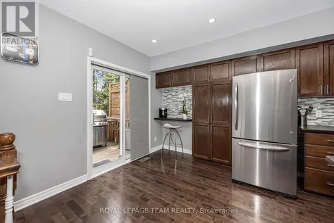 49 Chantilly Gate Ottawa ON K2S 2B1