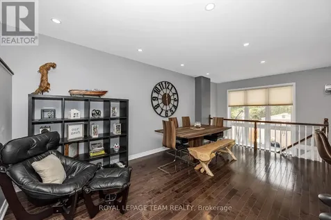 49 Chantilly Gate Ottawa ON K2S 2B1