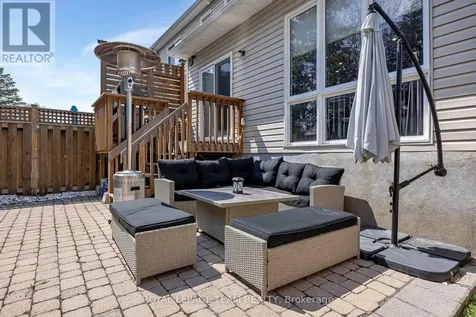 49 Chantilly Gate Ottawa ON K2S 2B1