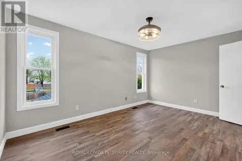 1167 Saint-emmanuel Terrace Ottawa ON K1C 2J6
