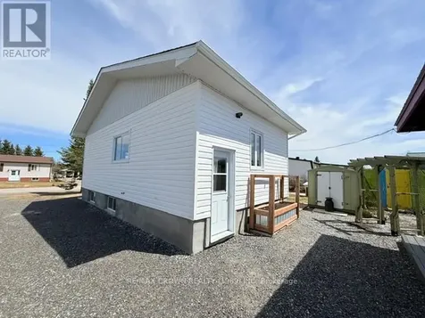 9 Payette Street Val Rita Street Kapuskasing ON P0L 2G0