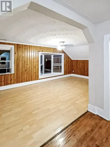 5 Robinson Avenue Smiths Falls ON K7A 1K3