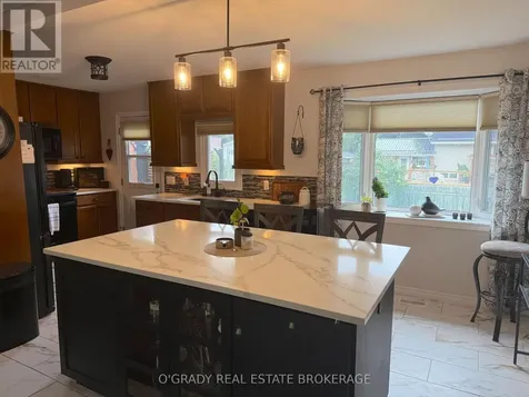 47 Meighen Crescent Brockville ON K6V 3J8