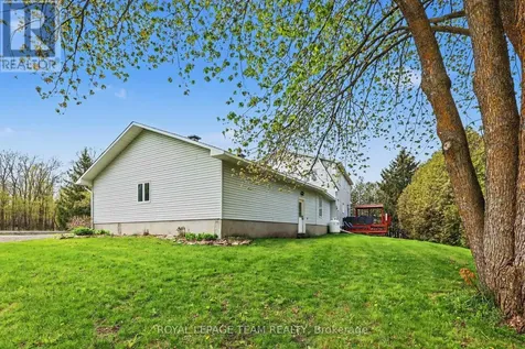 8471 Marionville Road Ottawa ON K0C 2K0