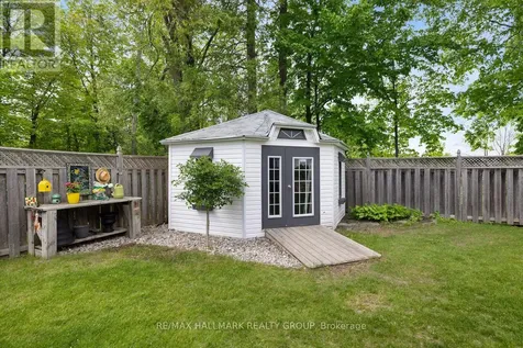 1 Rideau Glen Drive Ottawa ON K2C 3H1