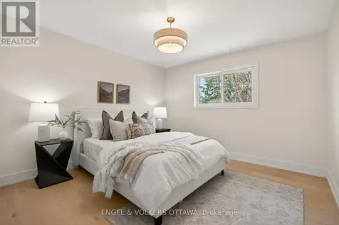 24 Roundhay Drive Ottawa ON K2G 1B5