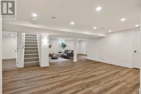 24 Roundhay Drive Ottawa ON K2G 1B5