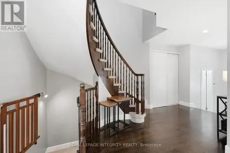 233 Greenridge Street Ottawa ON K1C 7R8