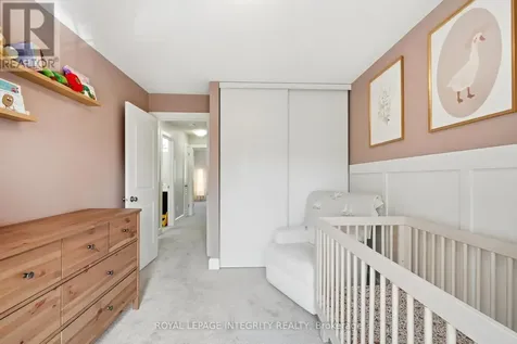 233 Greenridge Street Ottawa ON K1C 7R8