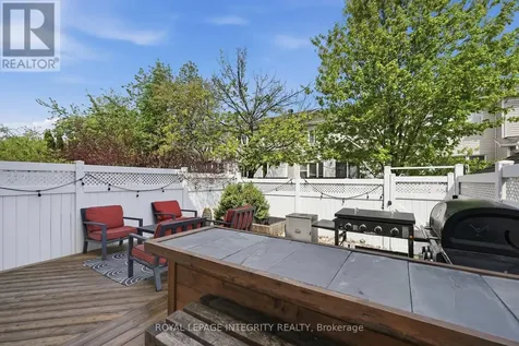233 Greenridge Street Ottawa ON K1C 7R8