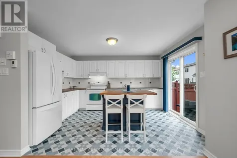 314 Oakcrest Way Ottawa ON K4A 0L4