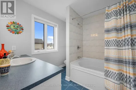 314 Oakcrest Way Ottawa ON K4A 0L4