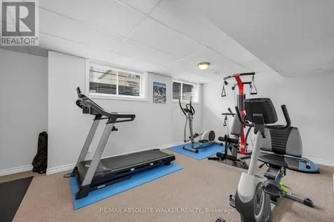 314 Oakcrest Way Ottawa ON K4A 0L4