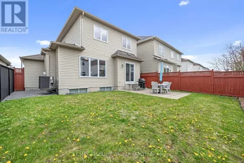 314 Oakcrest Way Ottawa ON K4A 0L4