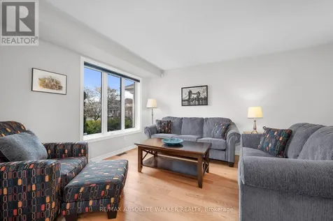 314 Oakcrest Way Ottawa ON K4A 0L4